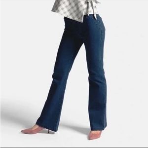 Betabrand yoga denim pull on bootcut Jeans
